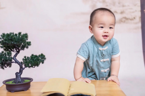 供卵包生男孩公司怀孕初期感觉嗓子眼堵